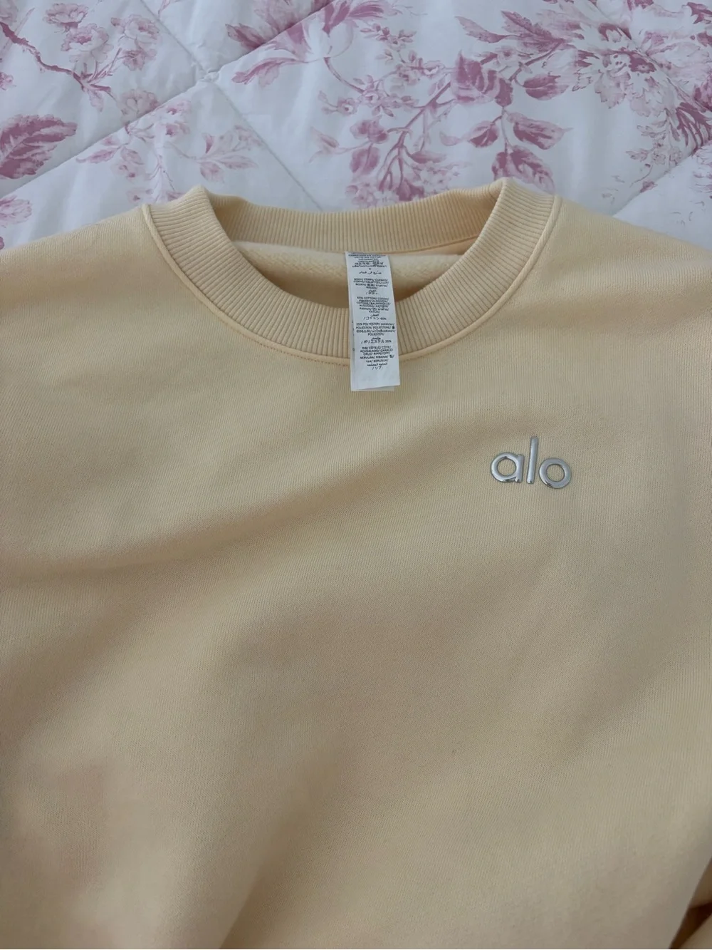 ALO Yoga Cropped Crewneck Sweatshirt in Pale Yellow with matching short